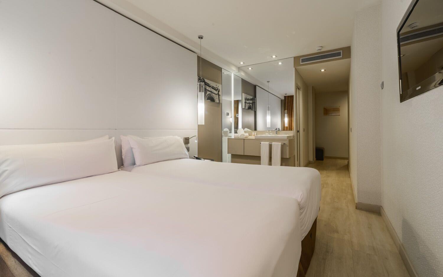 Grums Hotel & Spa Barcelona Exterior photo